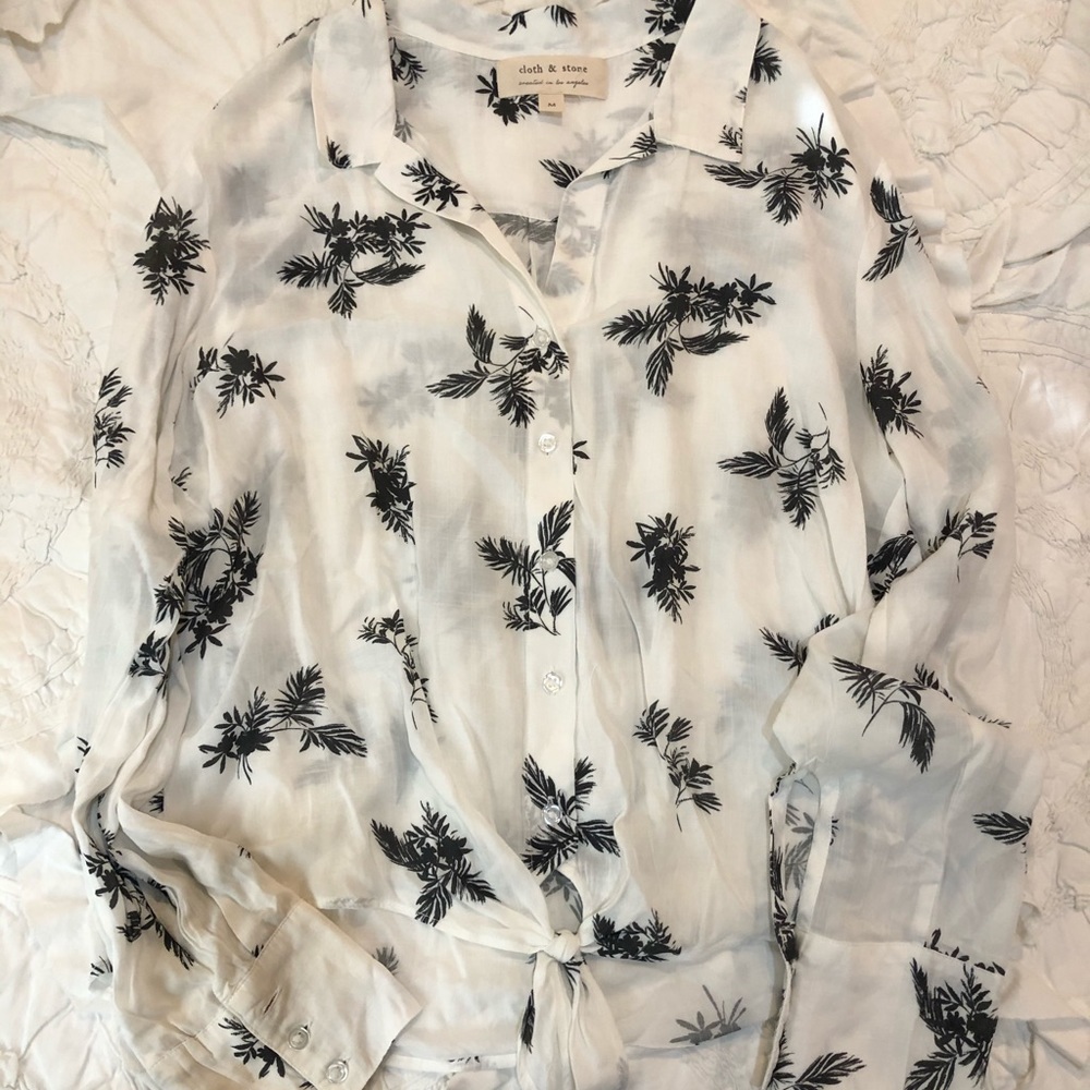 Cloth stone black white tie front top m